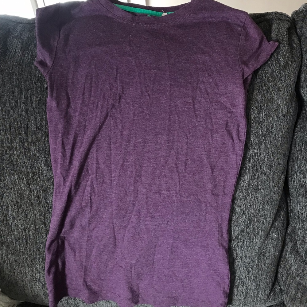 5 t-shirts
